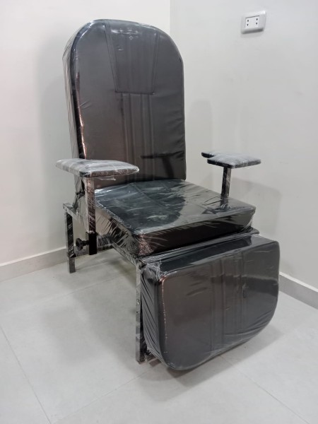 شازلونج سحب عينات وتبرع بالدم