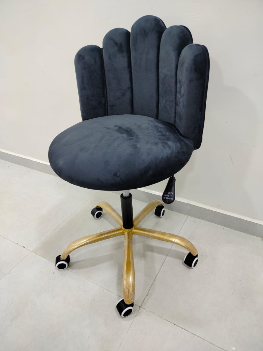 كرسي طبيب تصميم زهرة اللوتس