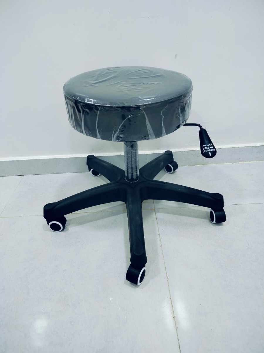 كرسي طبيب D.2